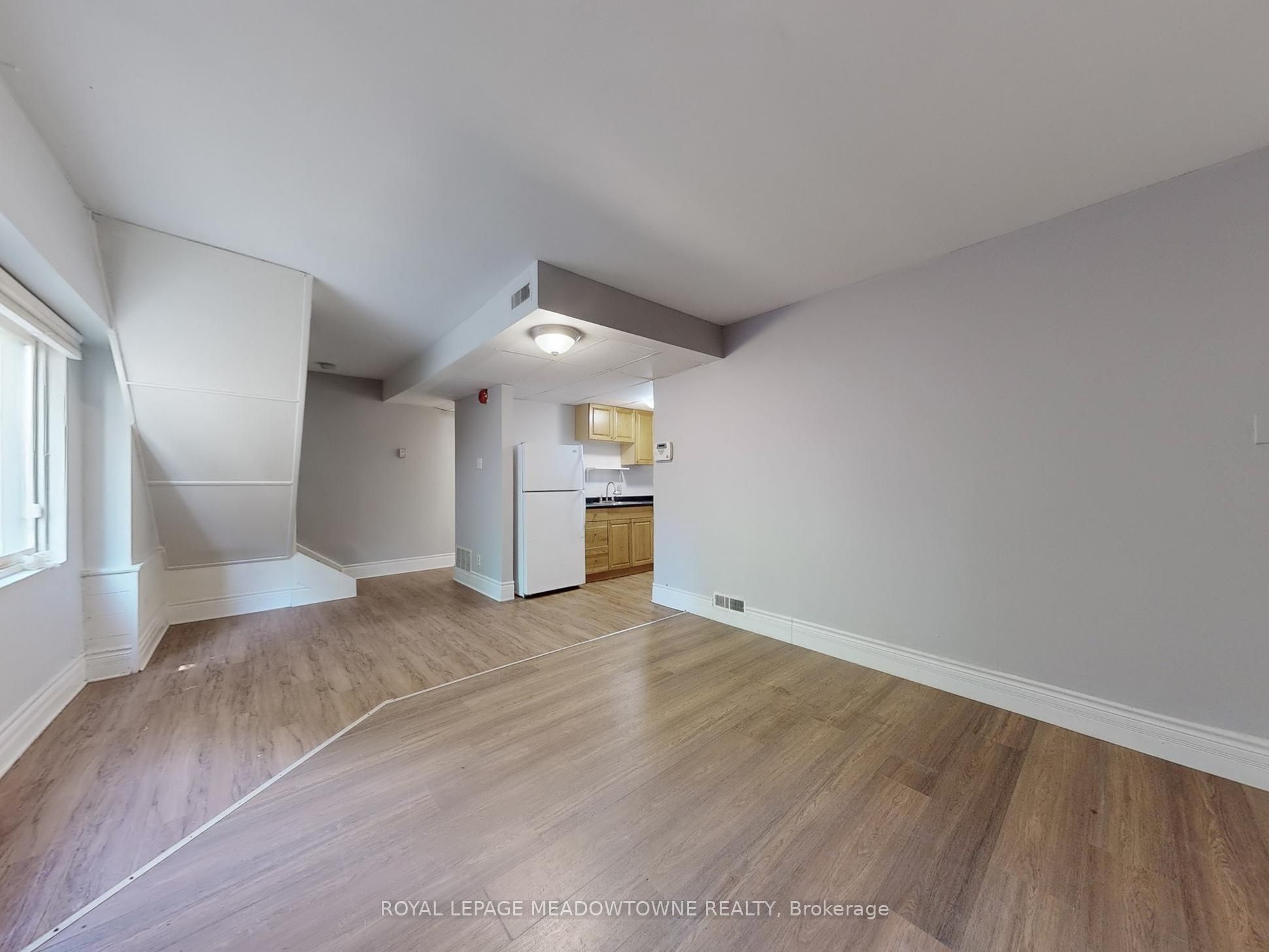 12 Wesleyan Street 6