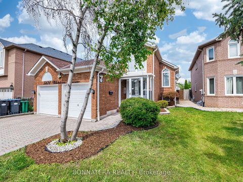 5471 Whitehorn Avenue Mississauga ON L5V 1V5