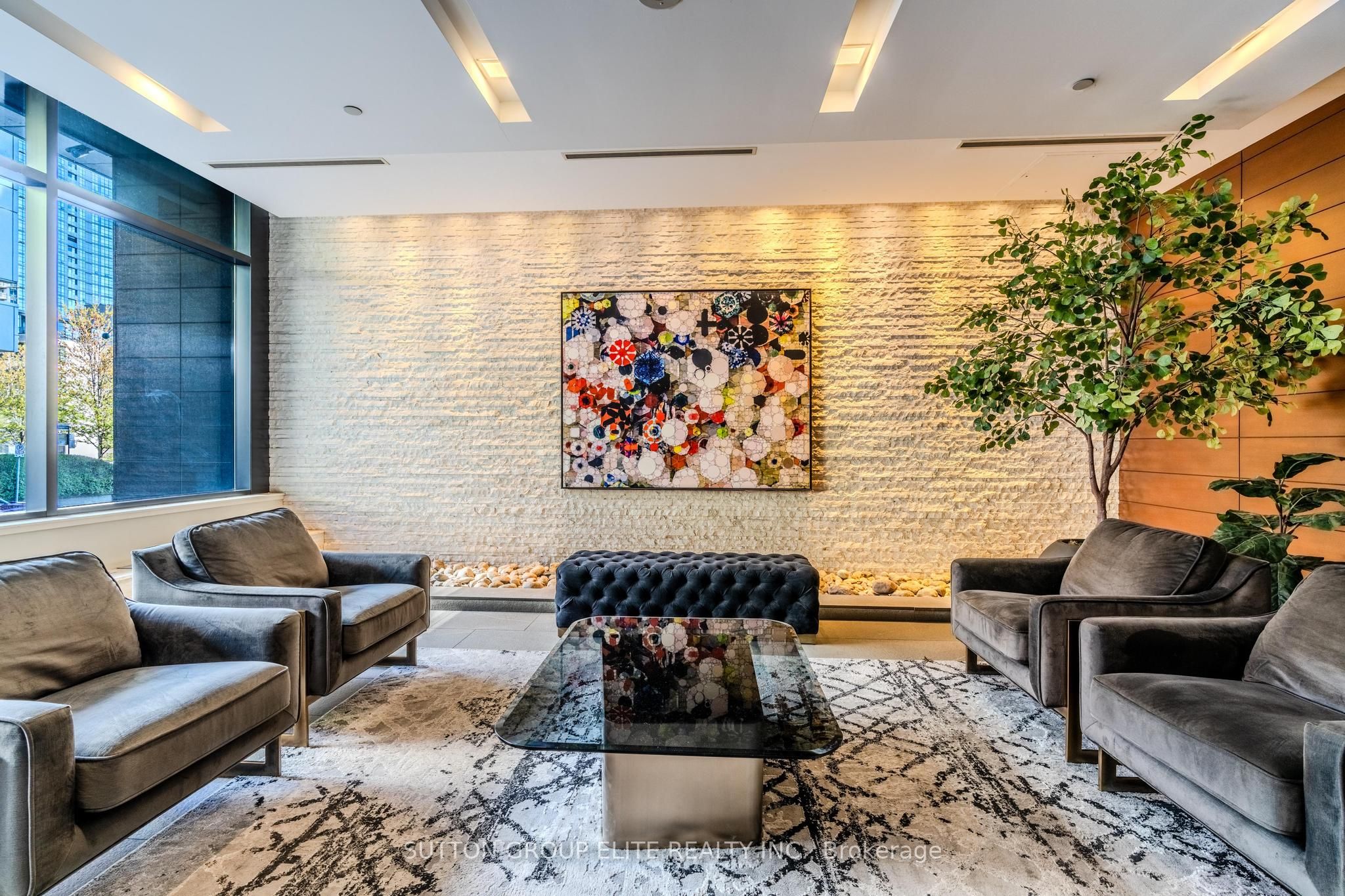 8 Telegram Mews 910