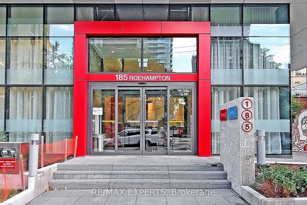 Photo of 185 Roehampton Avenue #501, Toronto, ON M4P 0C6 (MLS # C12354513)