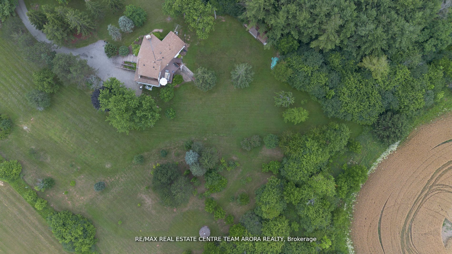 10799 15 Side Road