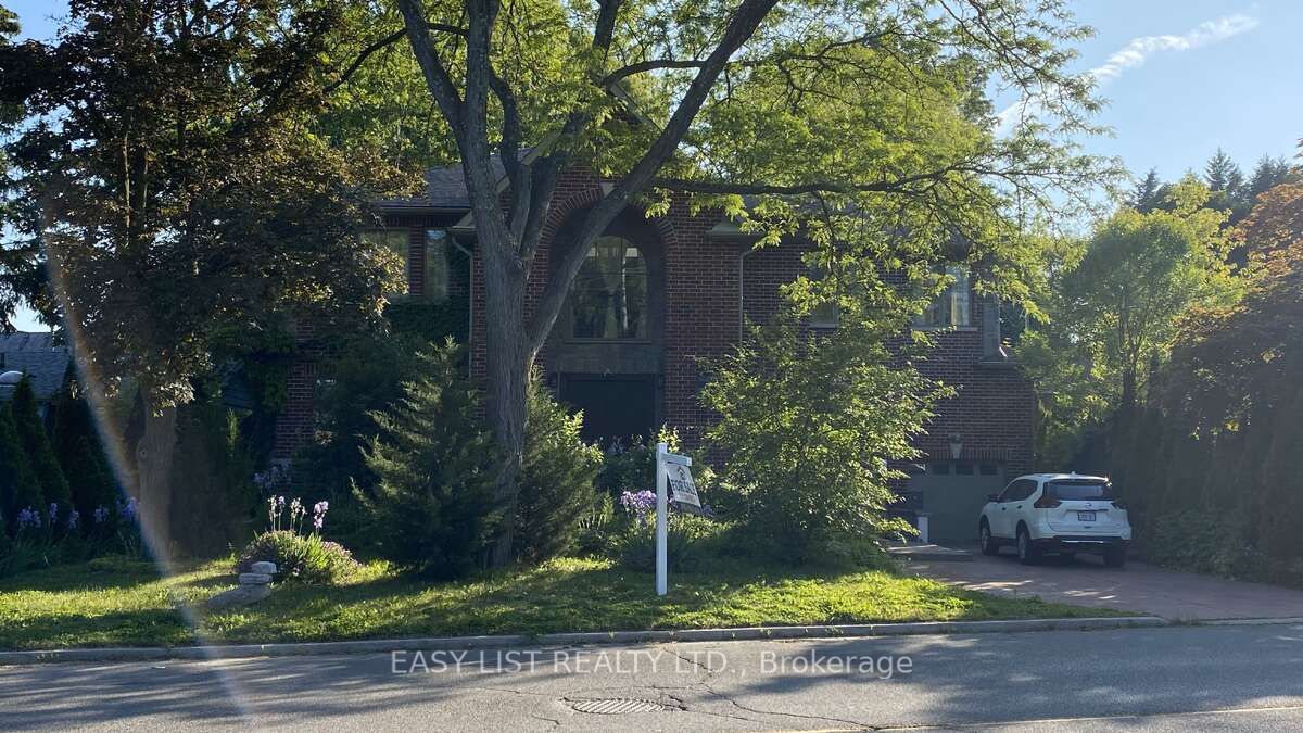 98 Burbank Drive