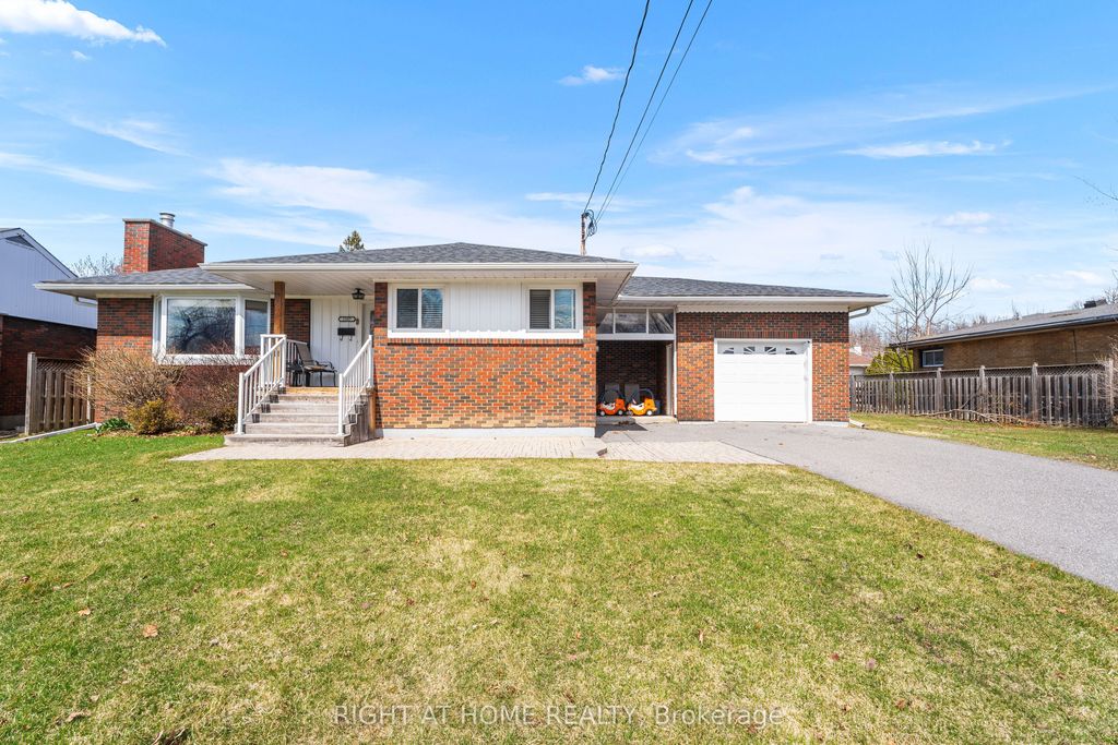 Photo of 1307 PRINCESS Street, Cornwall, ON K6J 1S4 (MLS # X12994142)