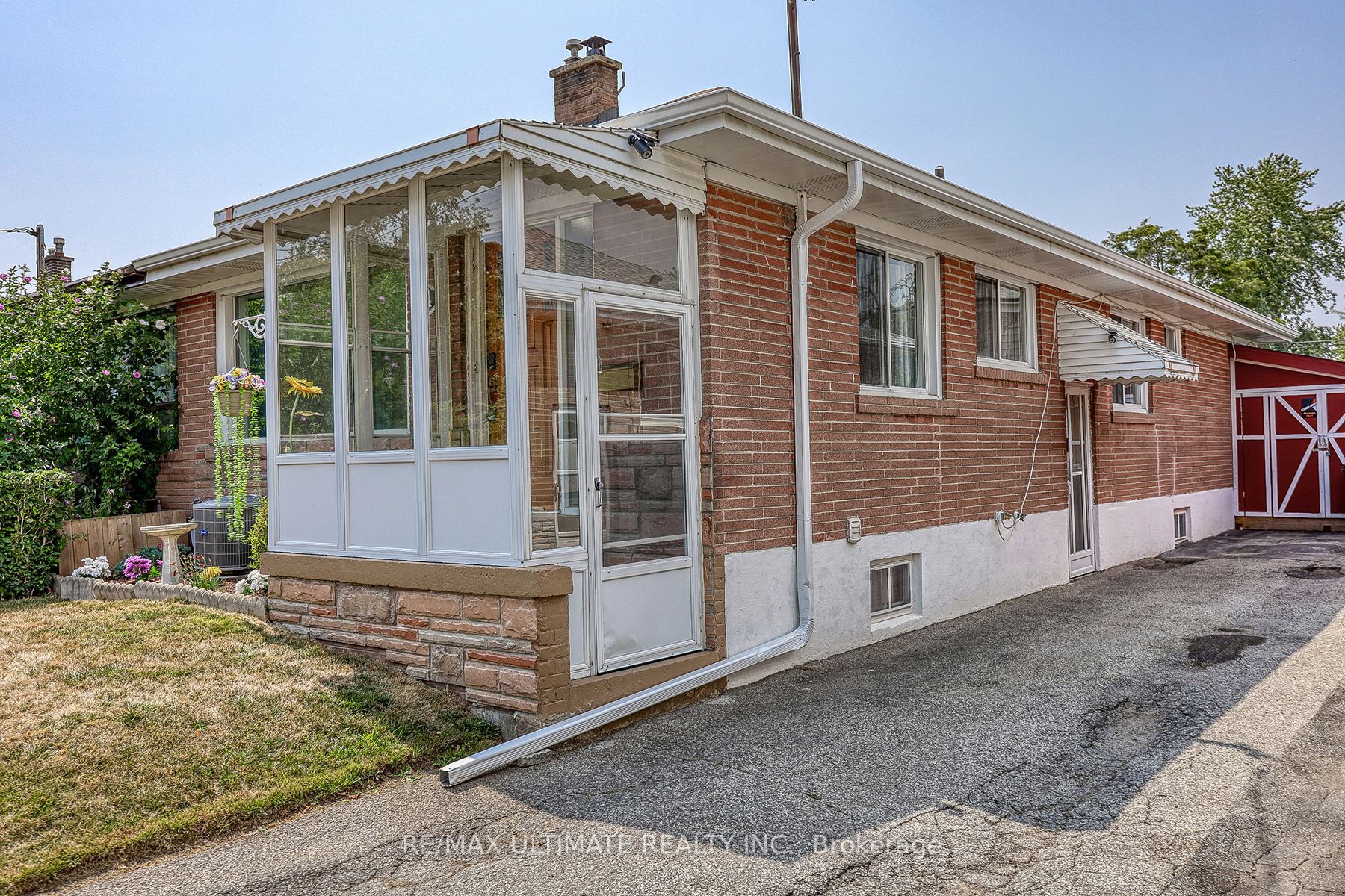 64 RUSHLEY Drive