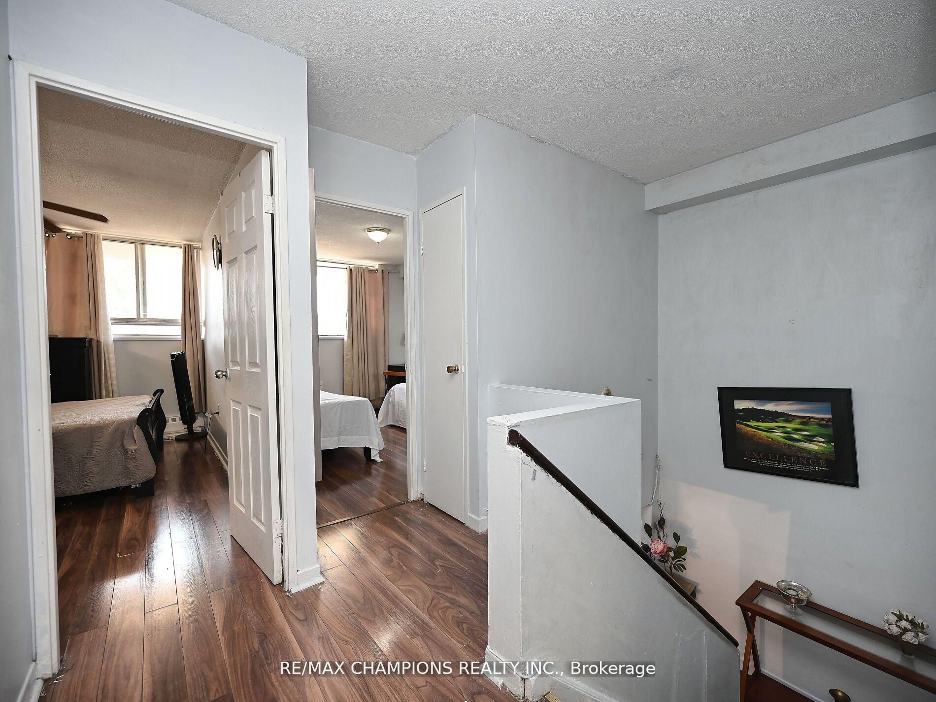 1050 Stainton Drive E 112