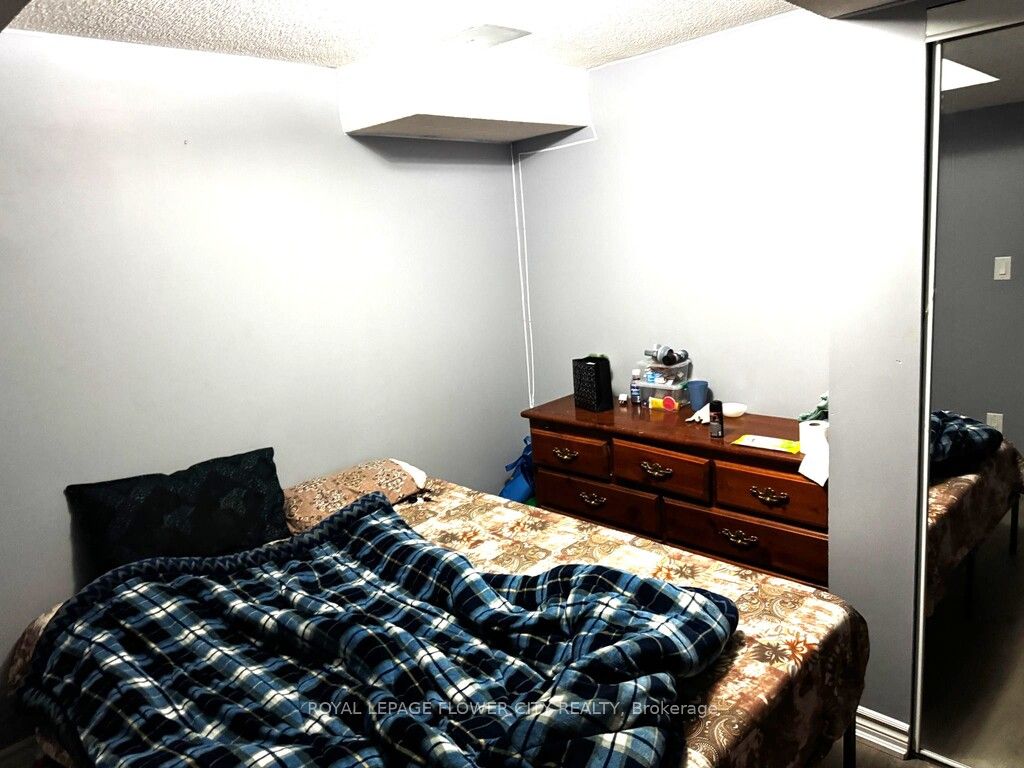 18 Saint Eugene Street