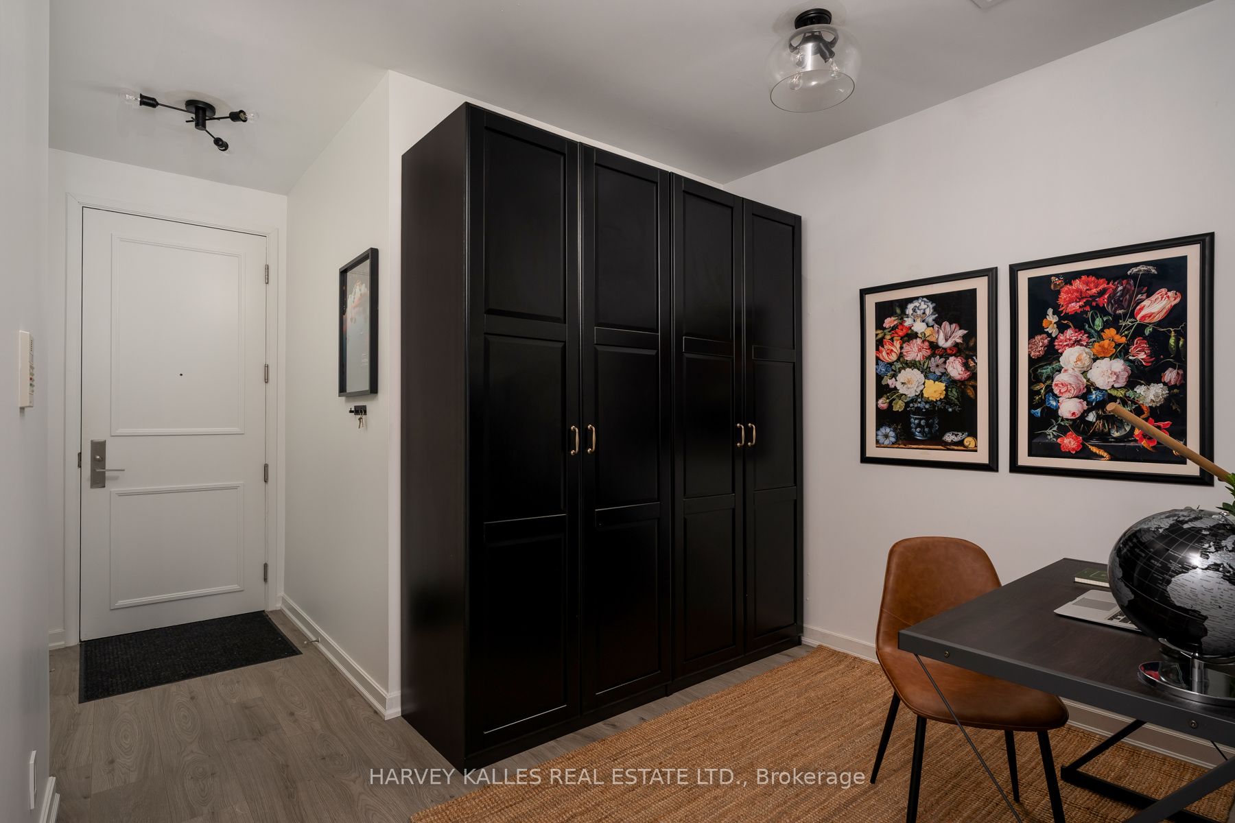 380 Macpherson Avenue 317