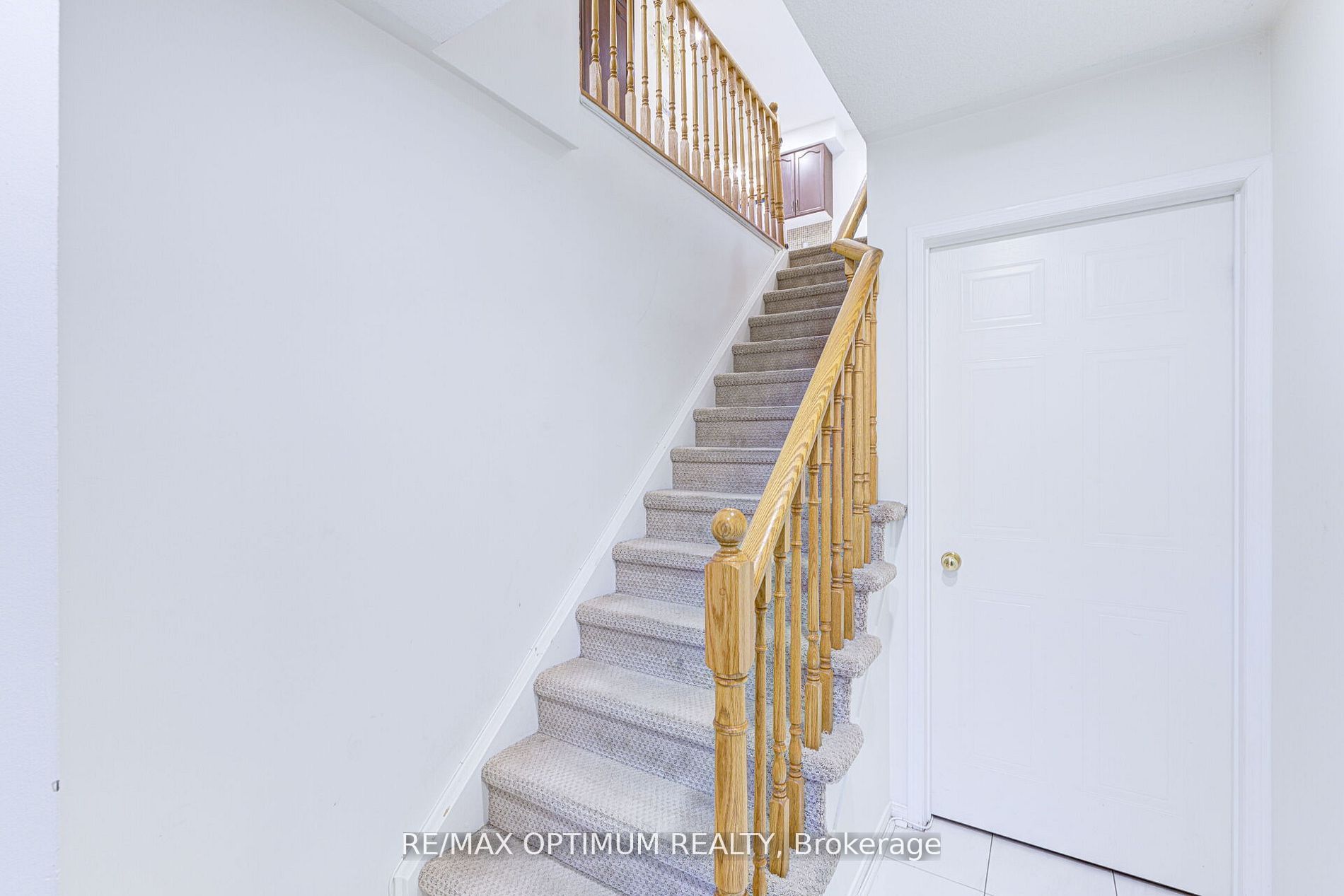 2945 Thomas Street 93