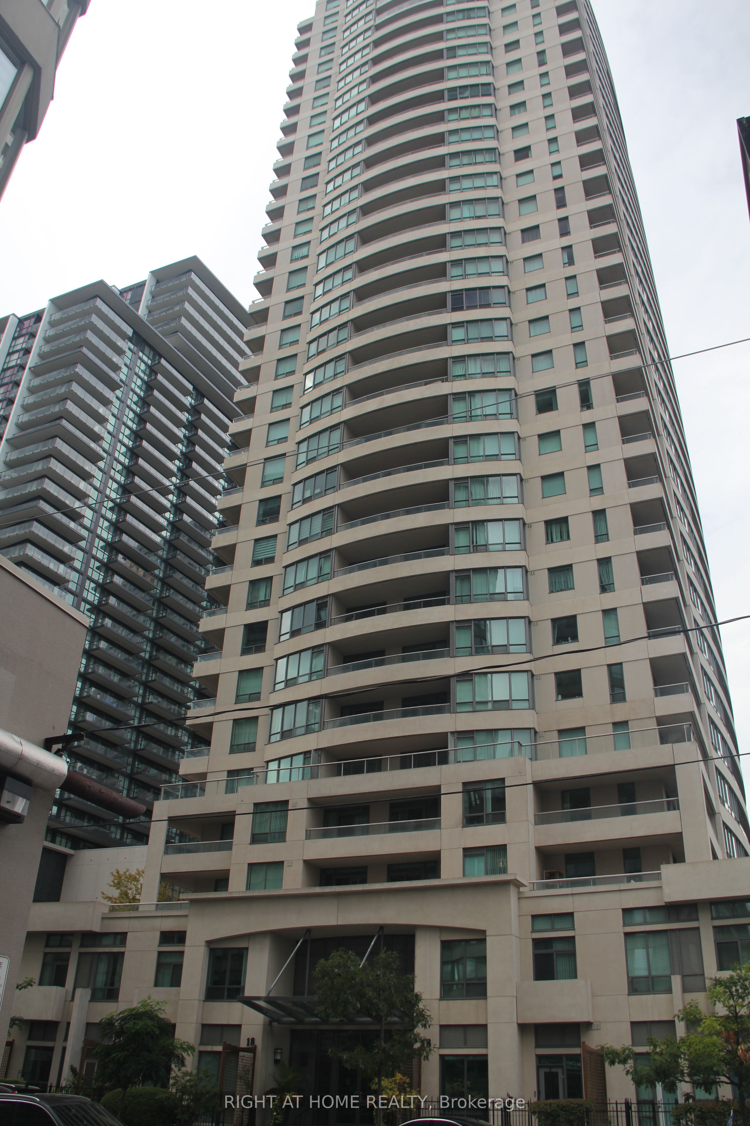 18 Spring Garden Avenue 3207