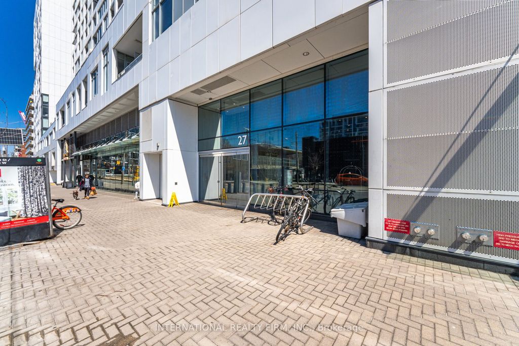 Photo of 27 Bathurst Street #1012, Toronto, ON M5V 2P1 (MLS # C12675312)