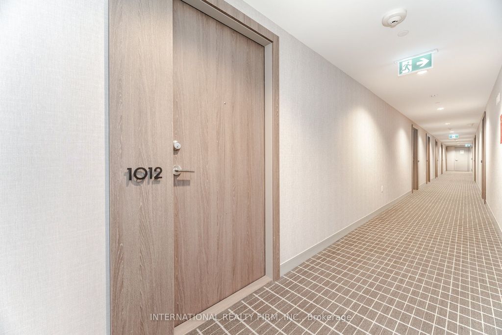 Photo of 27 Bathurst Street #1012, Toronto, ON M5V 2P1 (MLS # C12675312)
