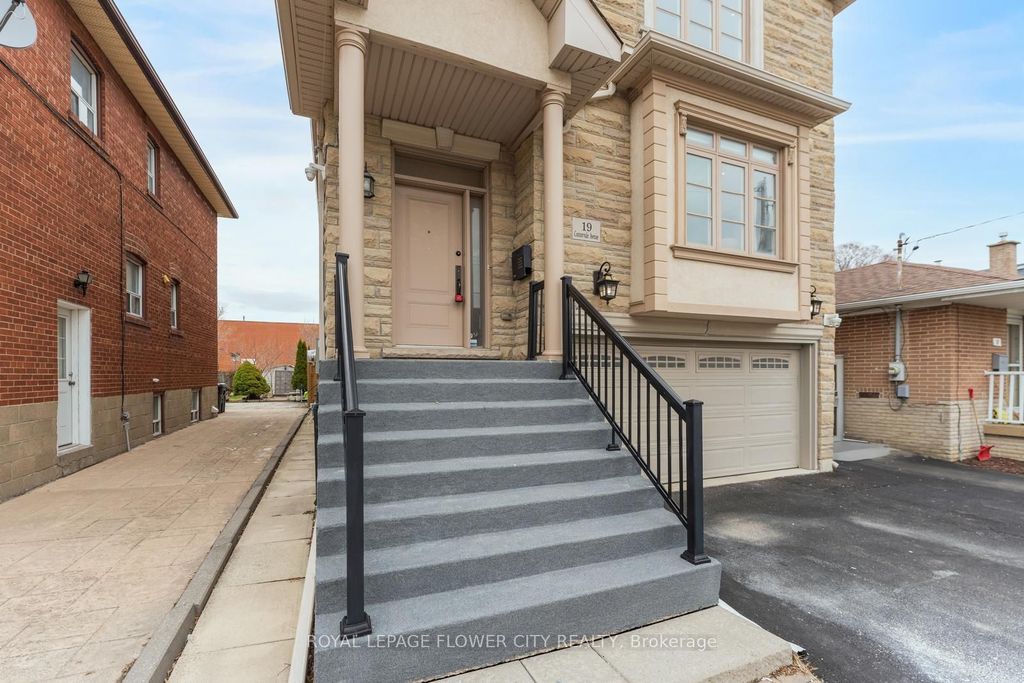 Photo of 19 Connorvale Avenue, Toronto, ON M8W 3Z9 (MLS # W12954280)