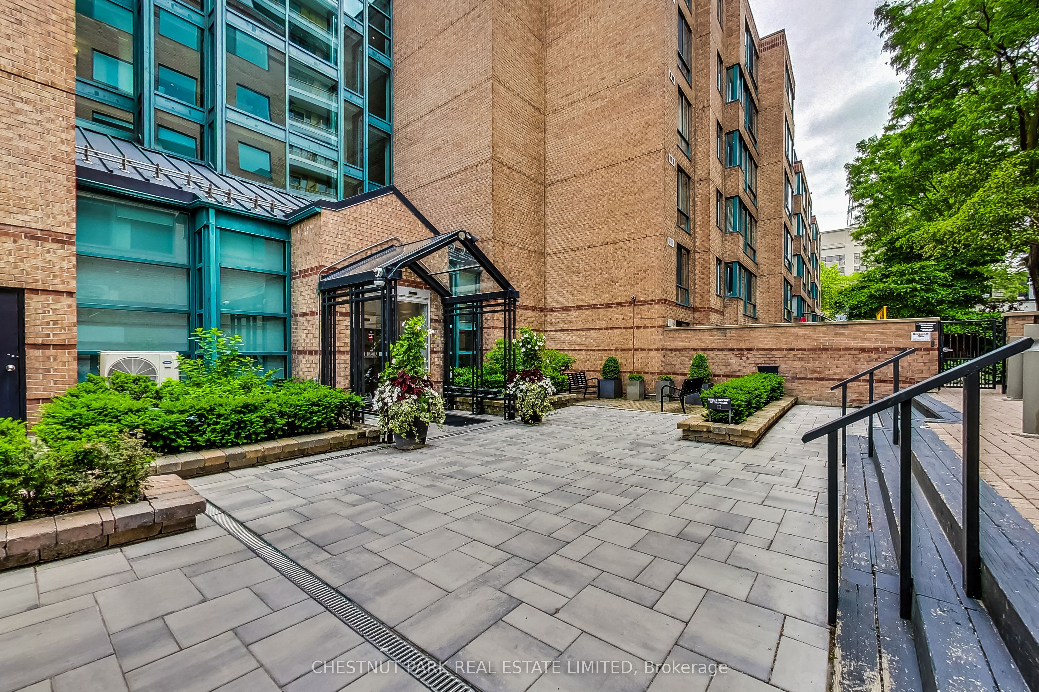 225 Davenport Road 103