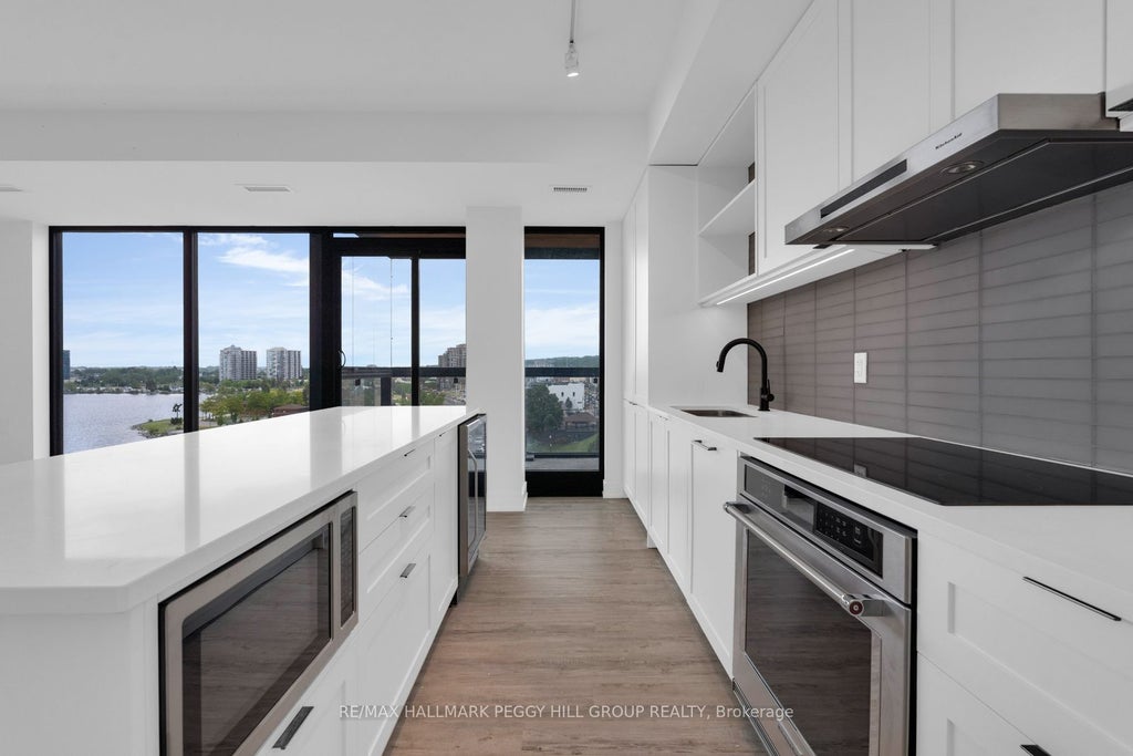 Photo of 185 Dunlop Street E #623, Barrie, ON L4M 0L7 (MLS # S14104062)