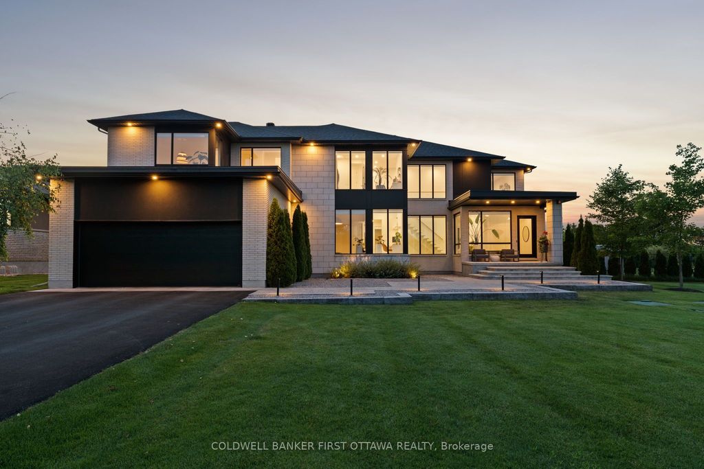 Photo of 500 Leimerk Court, Manotick - Kars - Rideau Twp and Area, ON K4M 0E8 (MLS # X13075928)