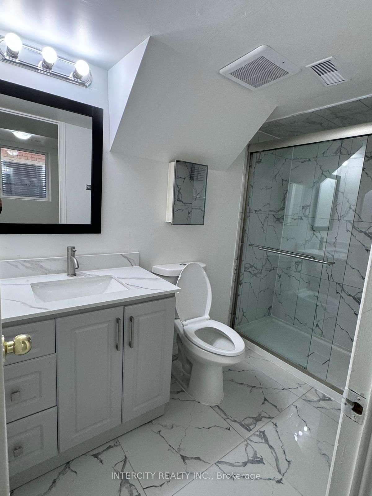 48 Great Plains Street BSMT