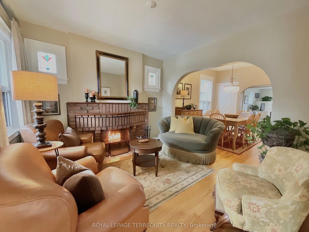 Photo of 92 Eileen Avenue, Toronto, ON M6N 1V4 (MLS # W13449598)
