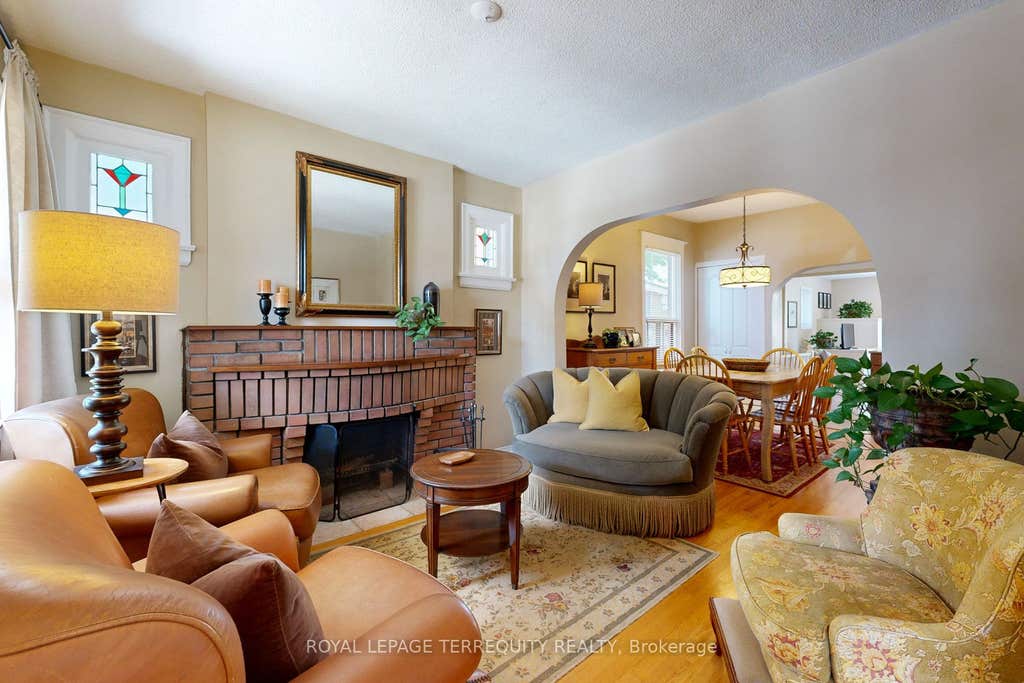 Photo of 92 Eileen Avenue, Toronto, ON M6N 1V4 (MLS # W13449598)