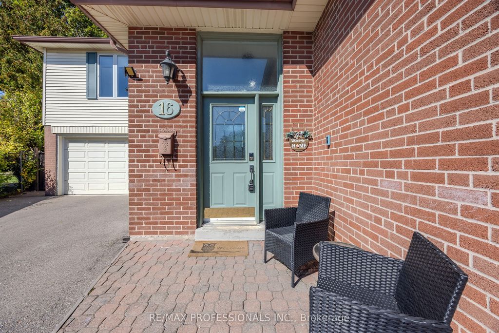 Photo of 16 Monet Avenue, Toronto, ON M9C 3N7 (MLS # W12438681)