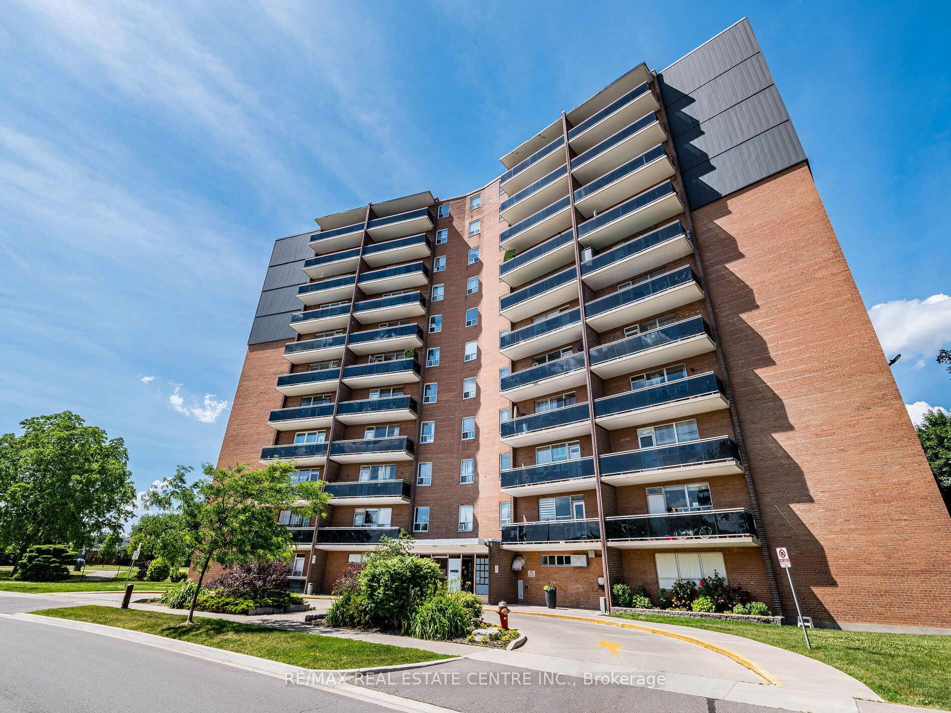 3145 Queen Frederica Drive 602