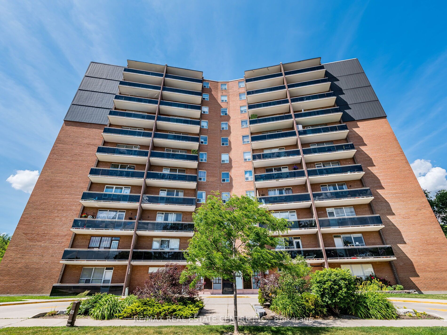 3145 Queen Frederica Drive 602