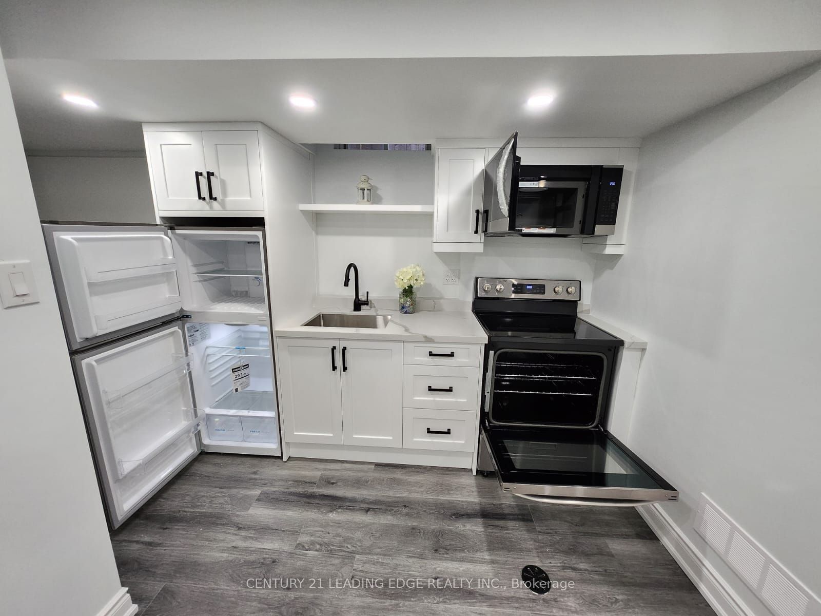 6409 Saratoga Way Lower