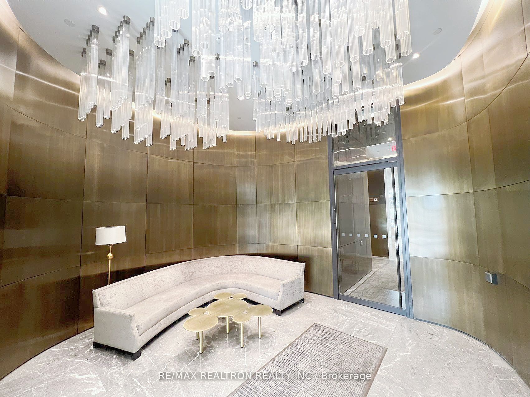 200 Bloor Street W 2801