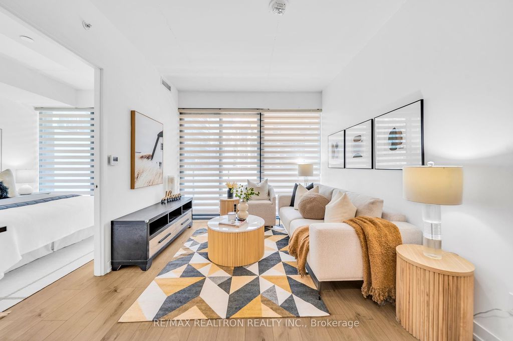 Photo of 161 Roehampton Avenue #603, Toronto, ON M4P 1P9 (MLS # C13181554)