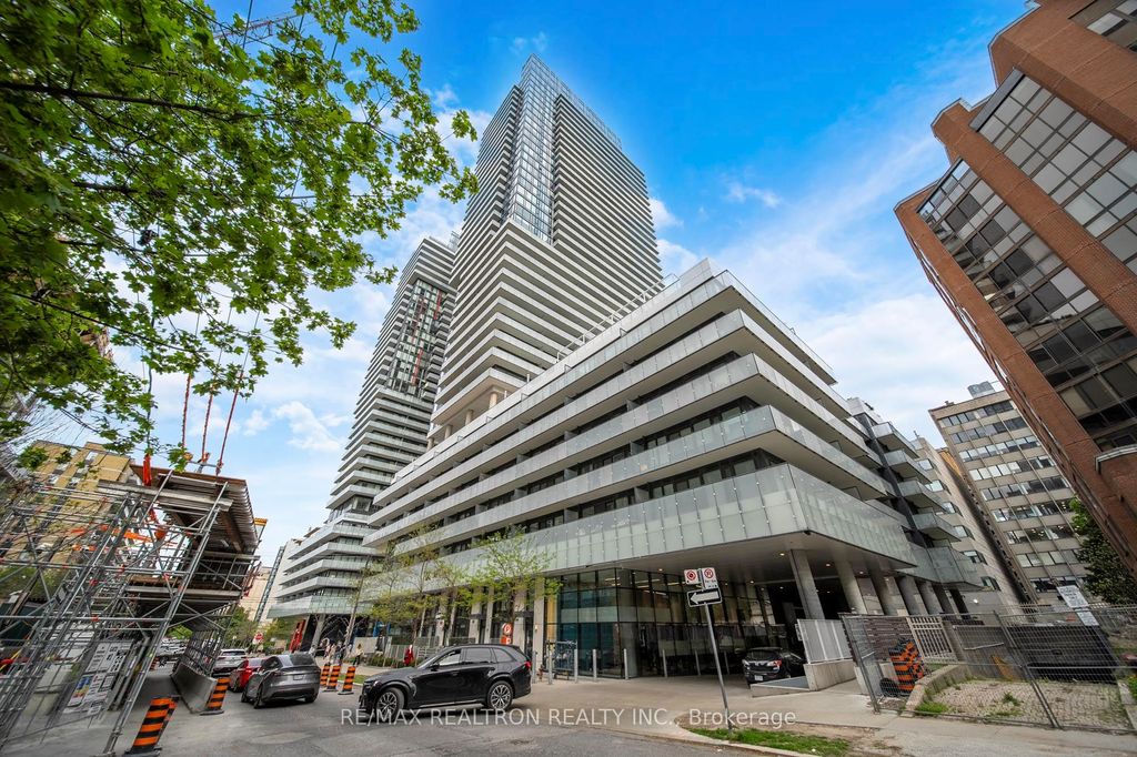 Photo of 161 Roehampton Avenue #603, Toronto, ON M4P 1P9 (MLS # C13181554)