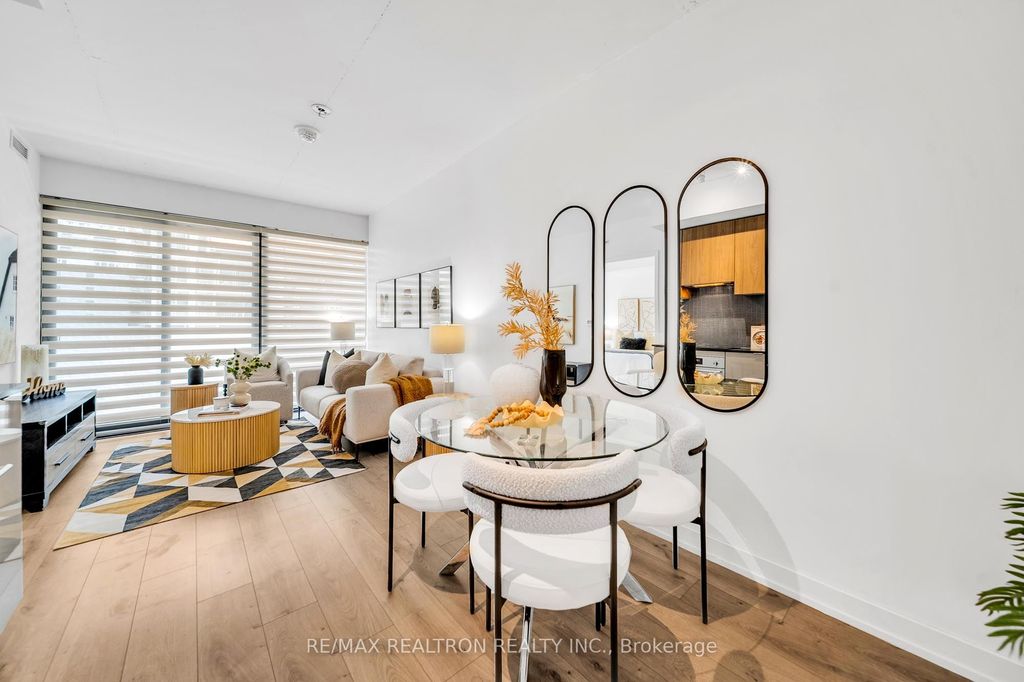 Photo of 161 Roehampton Avenue #603, Toronto, ON M4P 1P9 (MLS # C13181554)