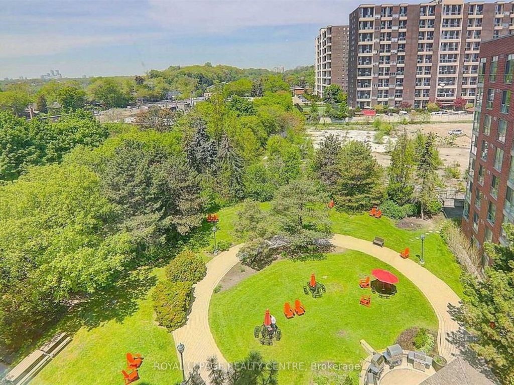 Photo of 20 Southport Street #402, Toronto, ON M6S 4Y8 (MLS # W12405288)