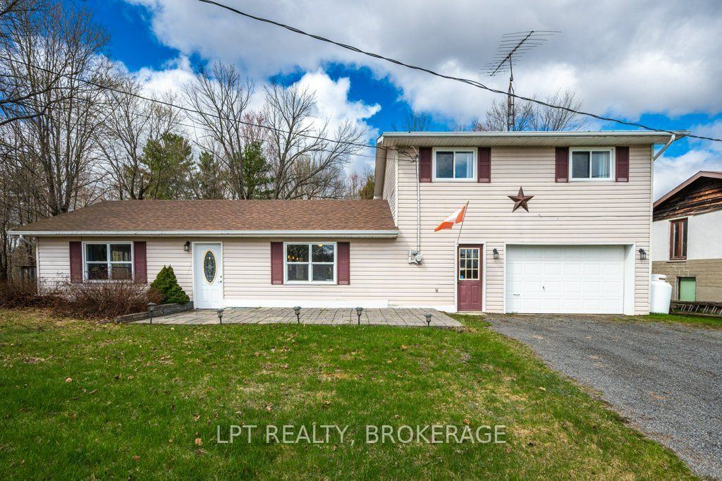 Photo of 10551 Hwy 38 Highway, Frontenac, ON K0H 2K0 (MLS # X13077662)