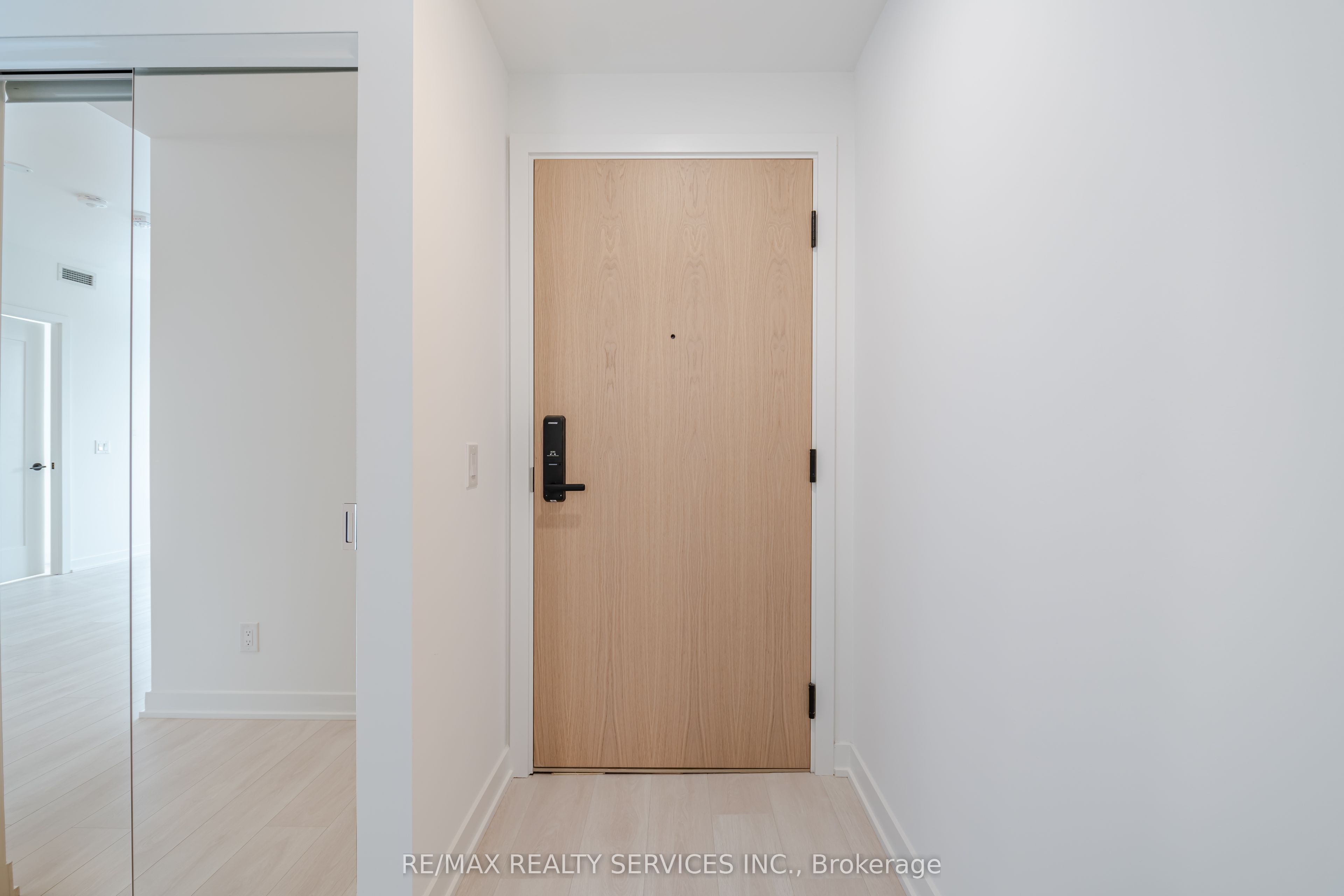 5 Defries Street 2208