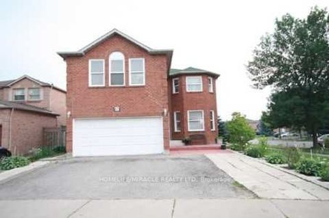 62 Cannon Crescent Brampton ON L6Y 4L7