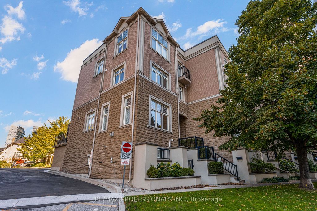 Photo of 2264 Lake Shore Boulevard W, Toronto, ON M8V 1A9 (MLS # W12441405)