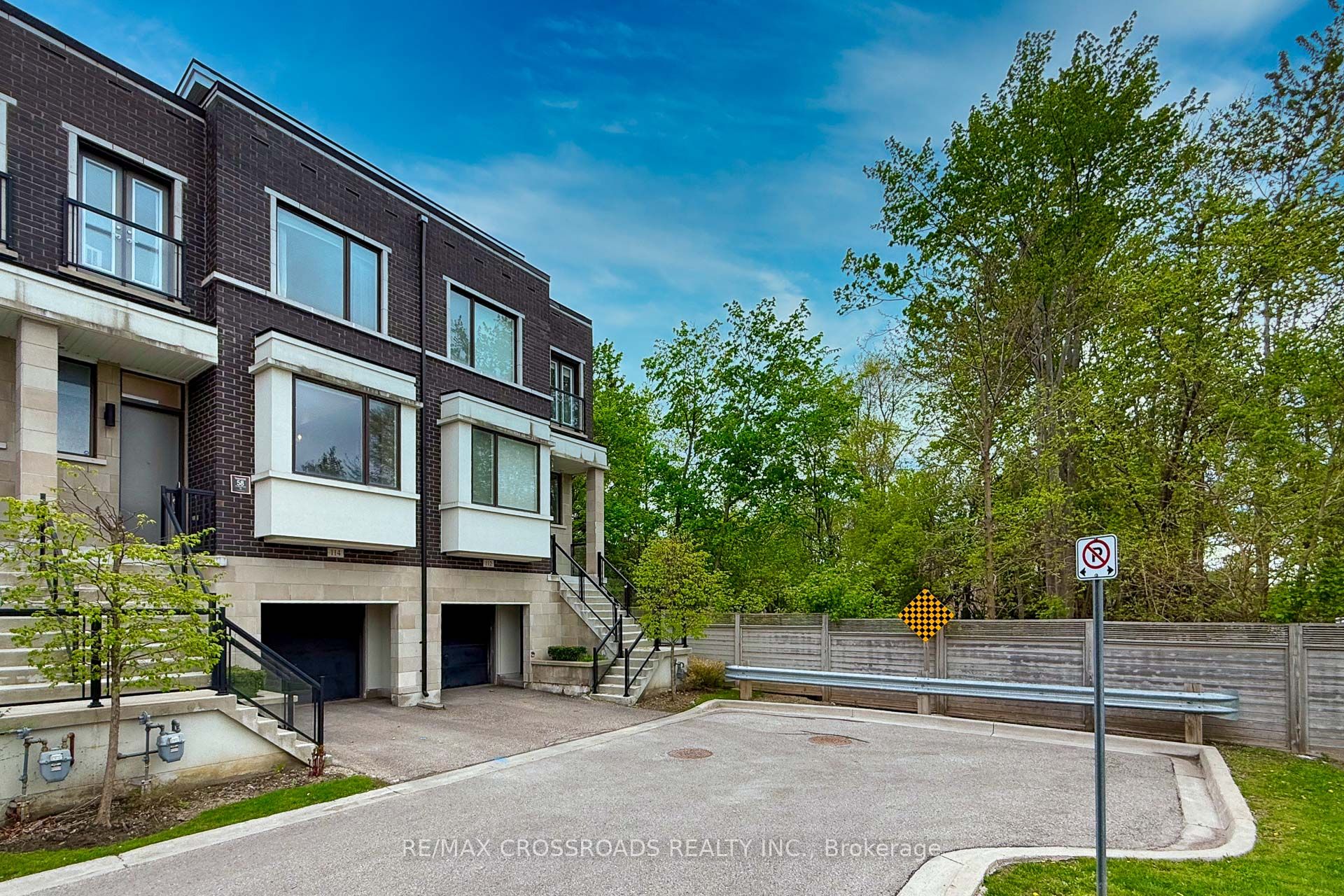 114 Genuine Lane