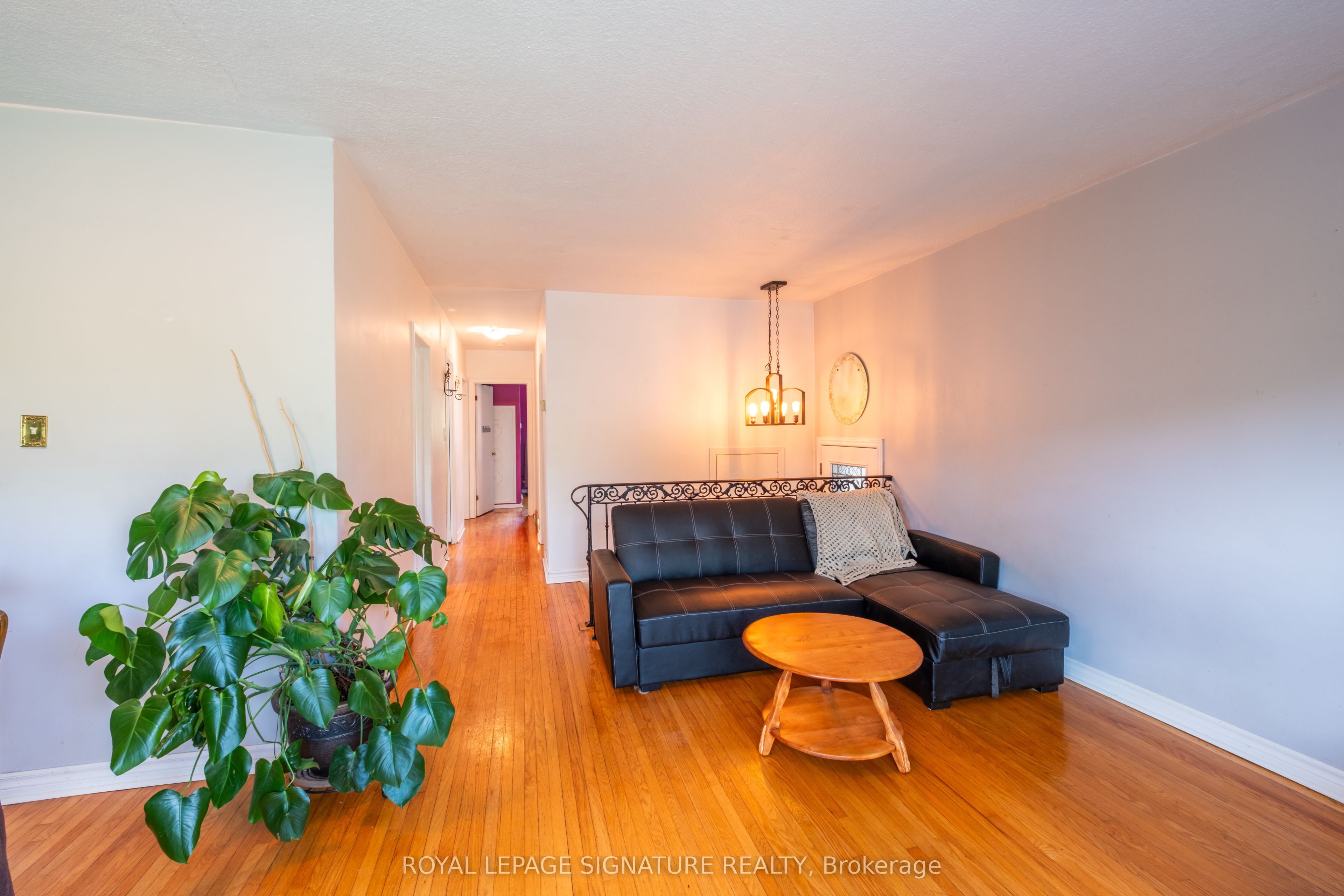 82 Roseford Terrace