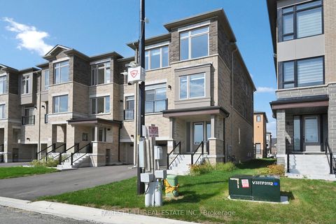 48 Tennant Circle Vaughan ON L4H 5L5