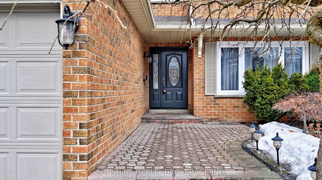 Photo of 36 Hemlock Drive, Markham, ON L3P 4M6 (MLS # N12701874)
