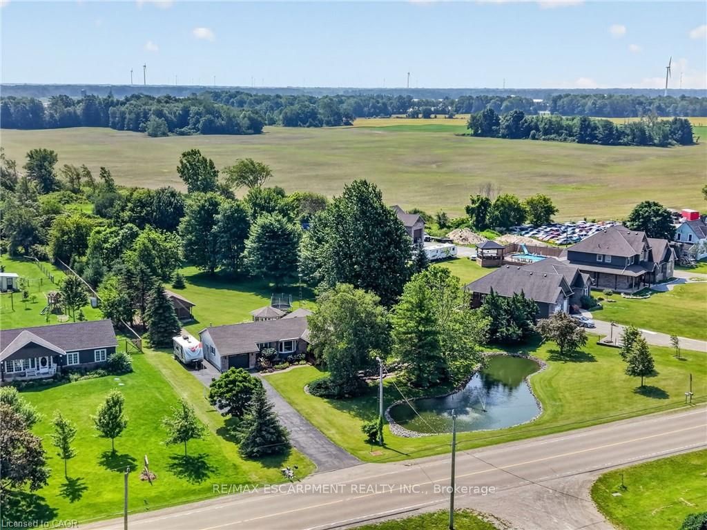 952 Robinson Road