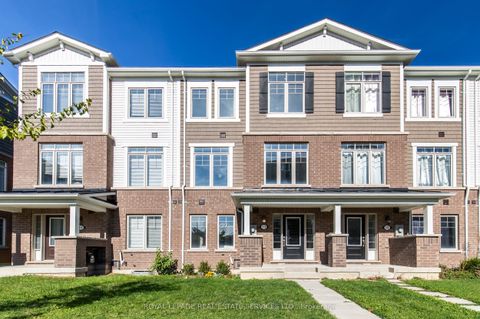 Photo of 13 Canoe Lane, Hamilton, ON L8K 0A3 (MLS # X12470939)