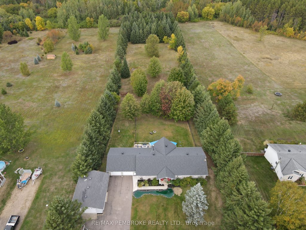 Photo of 56 Robertson Drive, Whitewater Region, ON K0J 1C0 (MLS # X12962636)