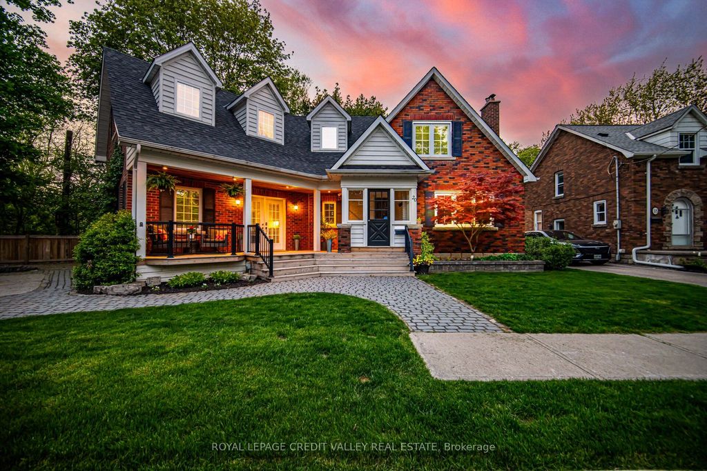 Photo of 20 Fleming Avenue, Brampton, ON L6Y 1K1 (MLS # W12721670)