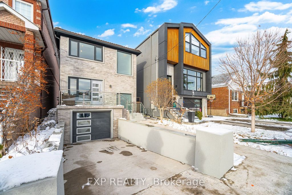 Photo of 24 Chudleigh Road, Toronto, ON M6E 1Y9 (MLS # W12637408)