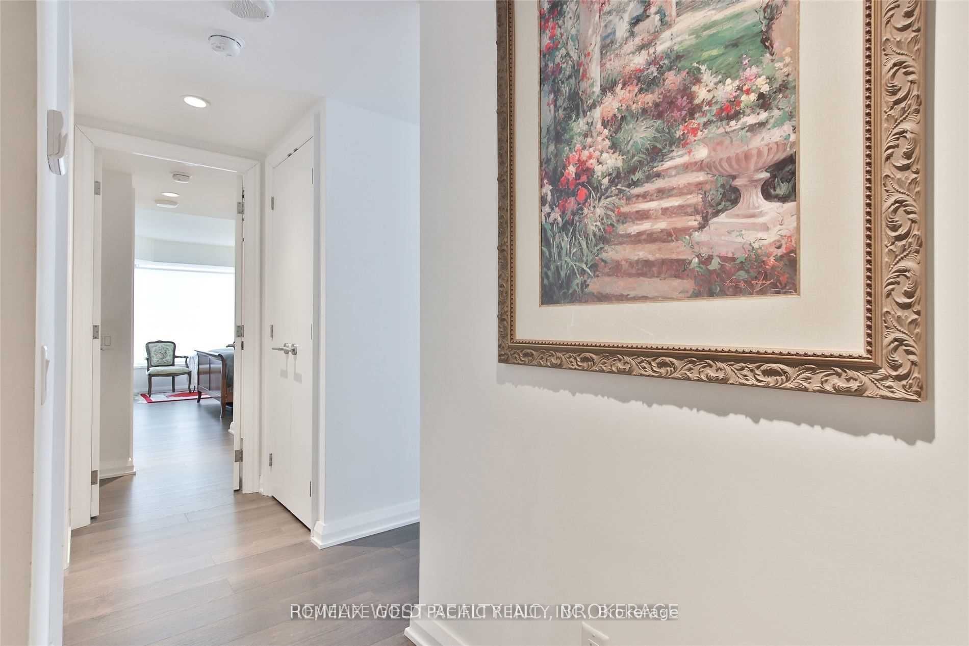 155 Yorkville Avenue 2313