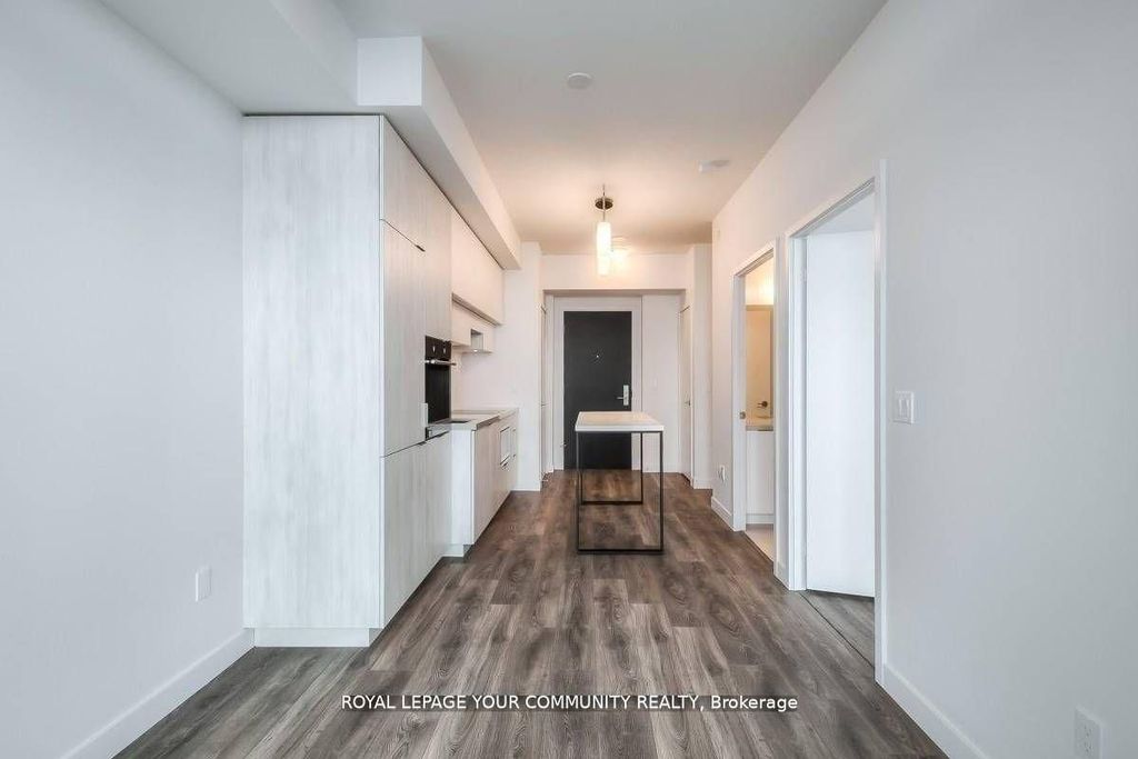 Photo of 8 Eglinton Avenue E #4209, Toronto, ON M4P 1A6 (MLS # C12520378)