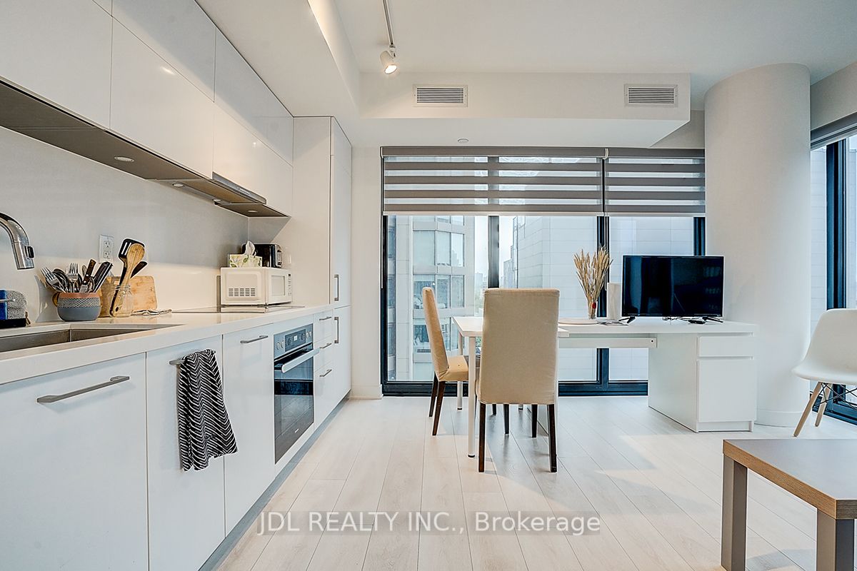188 Cumberland Street 1202