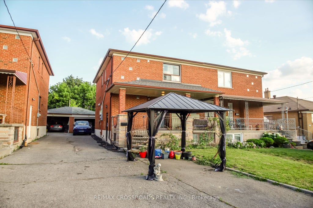 Photo of 53 Giltspur Drive, Toronto, ON M3L 1M4 (MLS # W13570032)