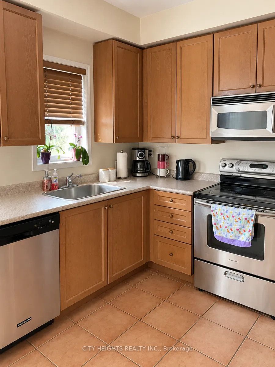 4222 Dixie Road 27