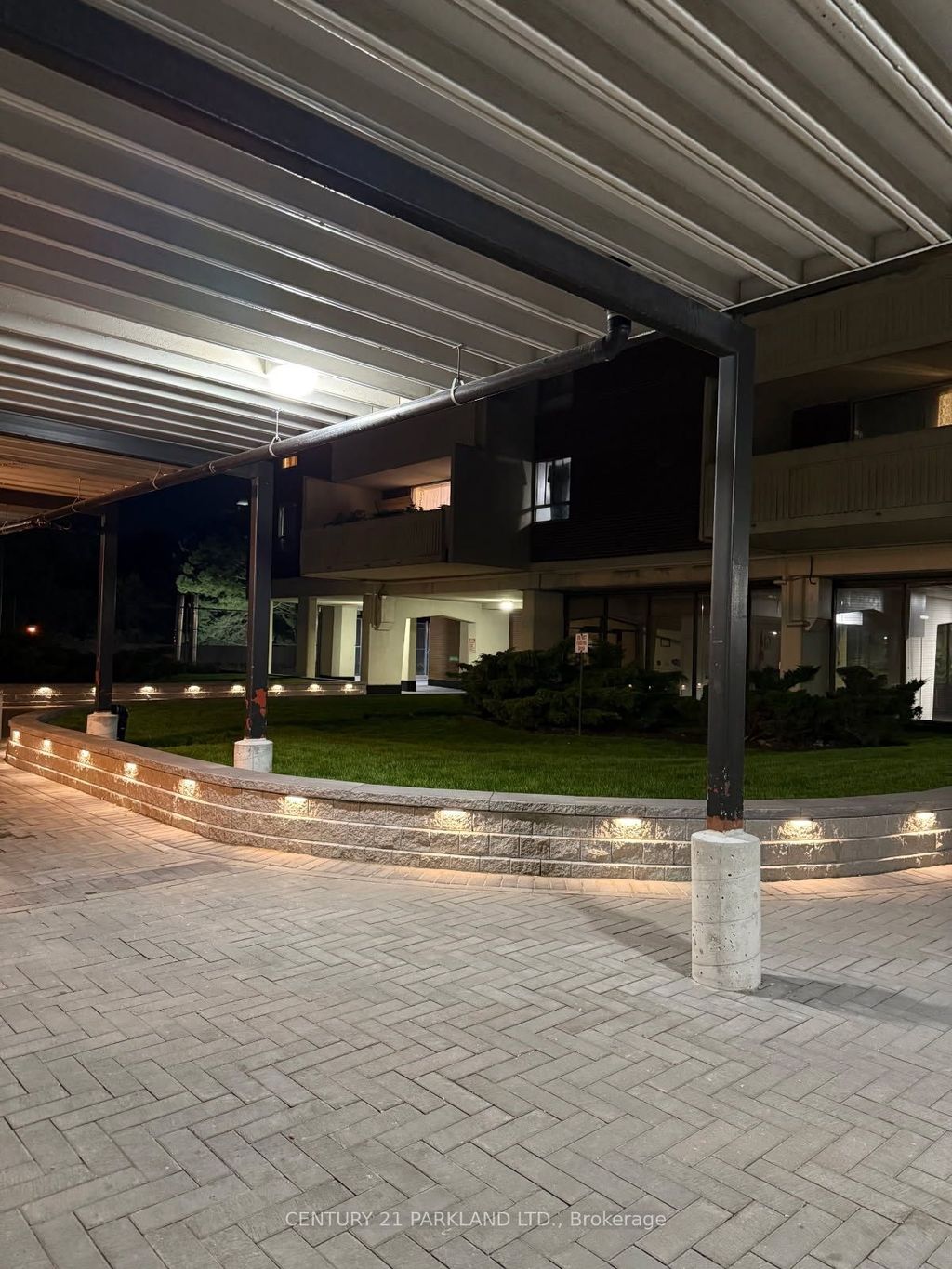 Photo of 5 Massey Square #215, Toronto, ON M4C 5L6 (MLS # E13119208)